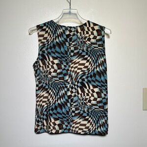 Optical Illusion Tank Top